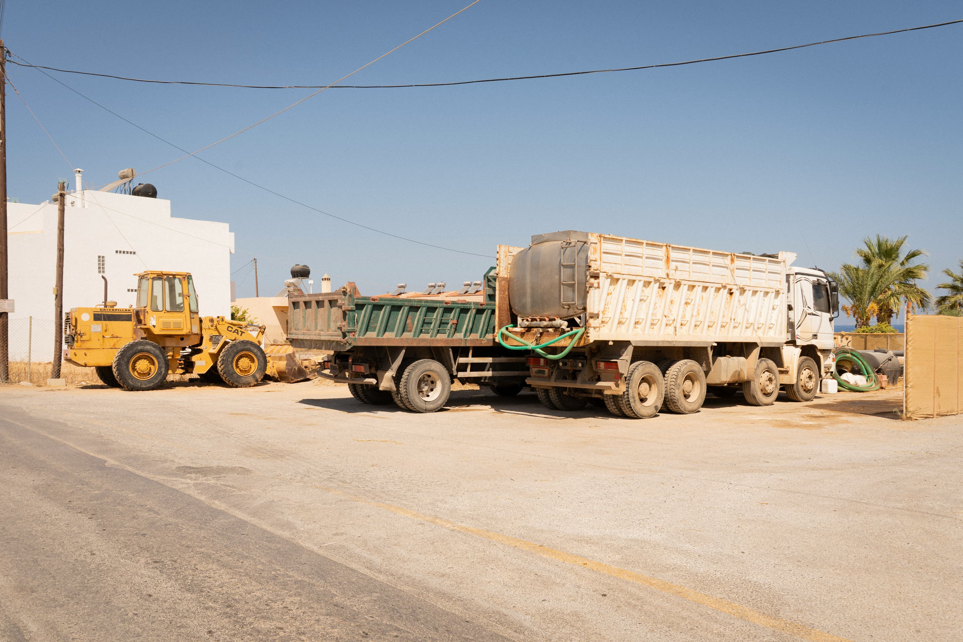 سيارات متنوعة